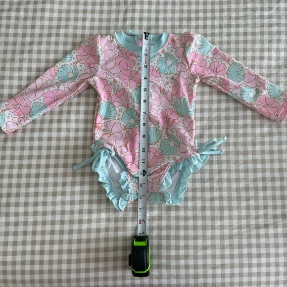 Caden Land family matching swimwear set - Picture 4 of 17